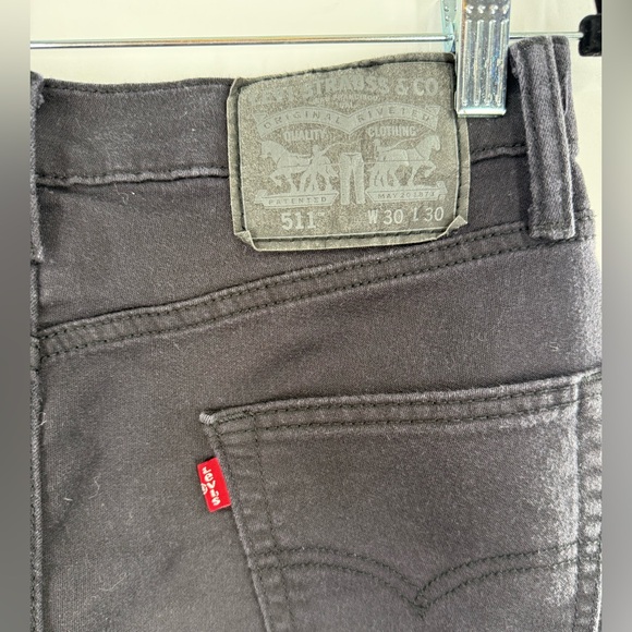 EUC Levi’s 511 Slim Fit Jeans - Picture 11 of 11